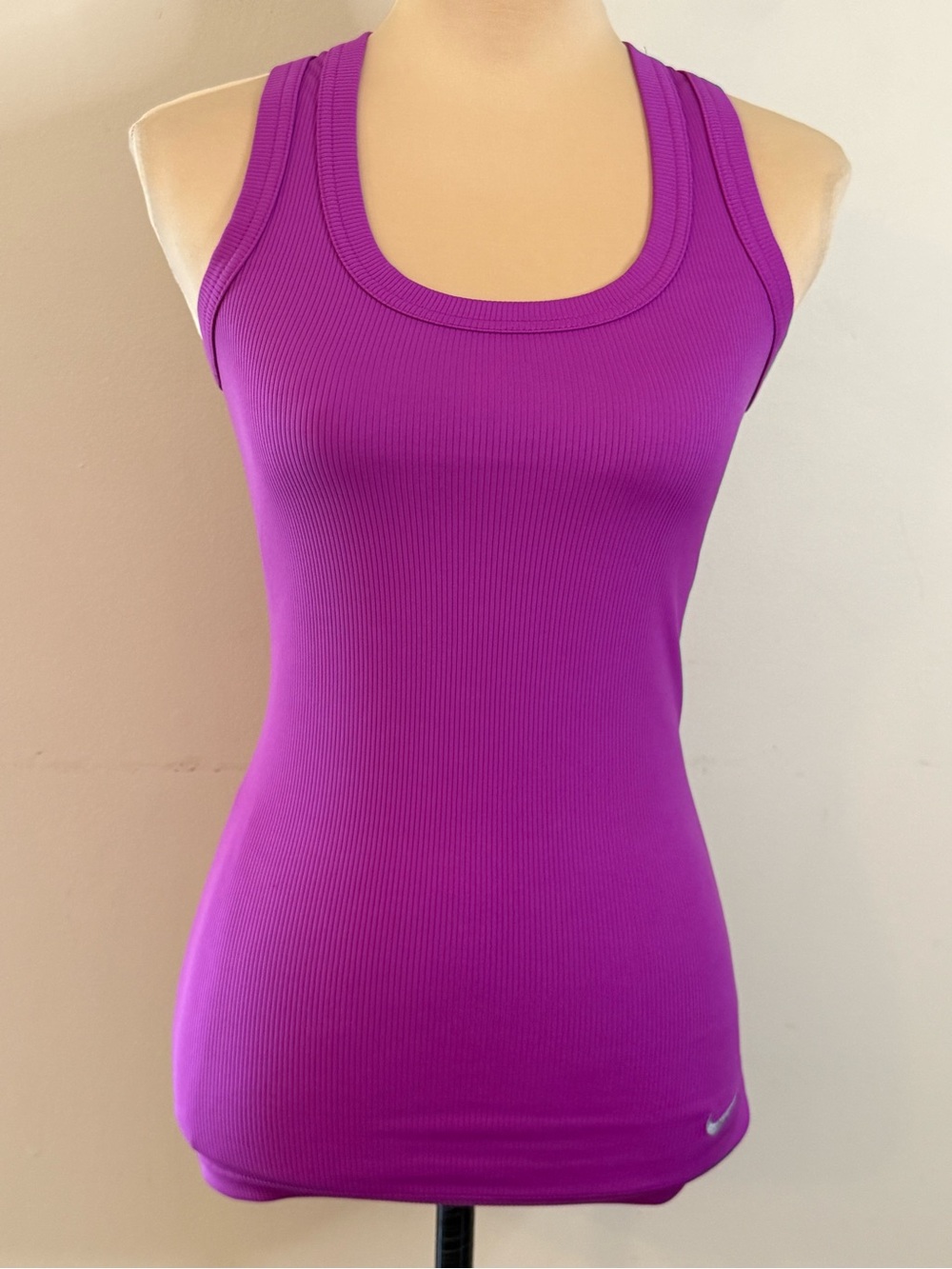 Nike Dri-Fit purple racer back ribbed tank top athletic Athleisure SZ XS